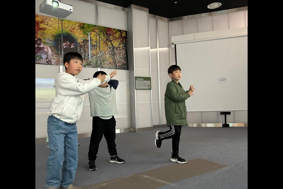 개구장이 충주3인방의 모습~ 사진 2