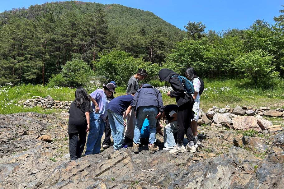 서울 발도로프 학교에서 현장견학을 왔어요~~(김금자해설사님) 사진 3