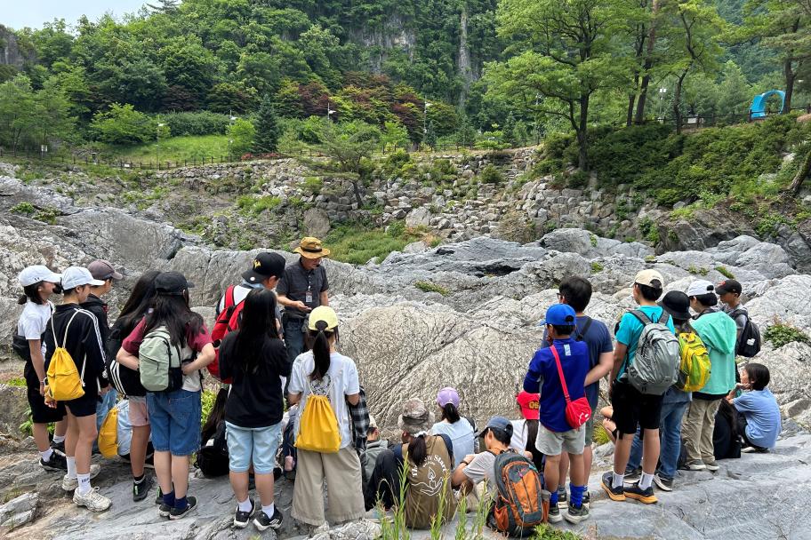 청계 발도로프 학교에서 현장견학을 왔어요~(박천우 해설사님) 사진 2